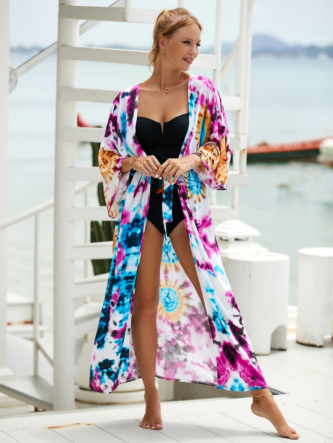 Kimono de Plage Imprimé en Rayonne – Élégance et Protection Sous le Soleil
