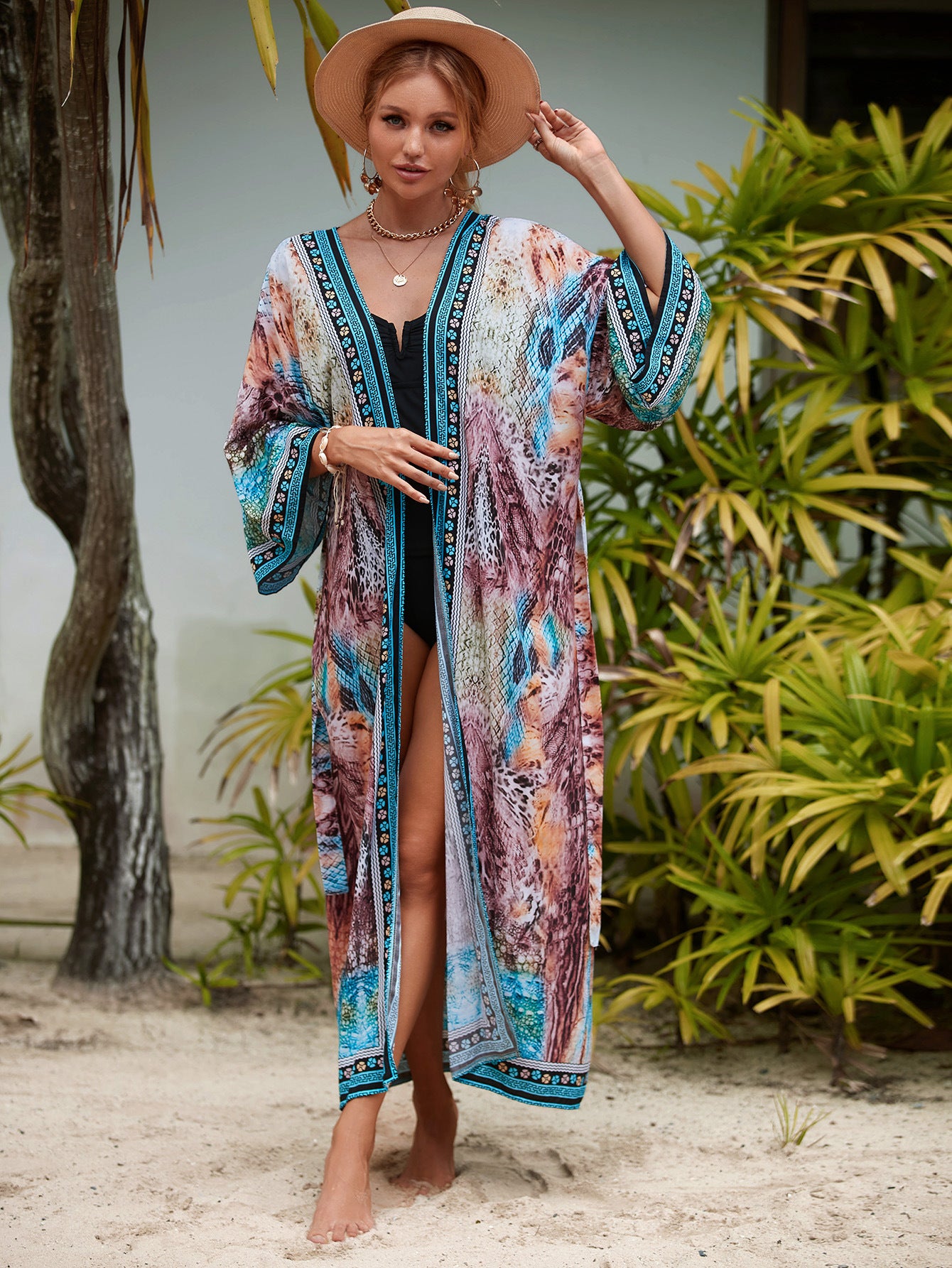 Kimono de Plage Imprimé en Rayonne – Élégance et Protection Sous le Soleil