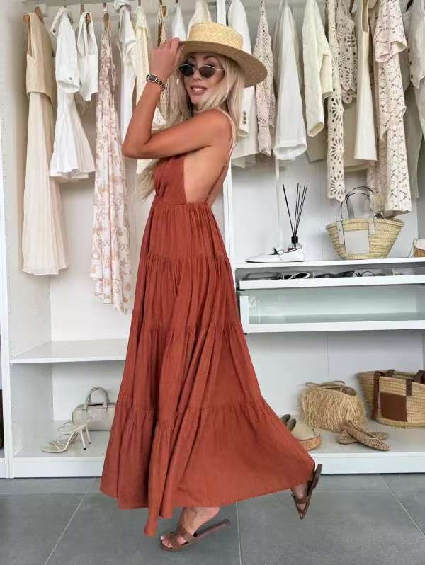 Robe d'été sensuelle à bretelles – Élégance et charme estival