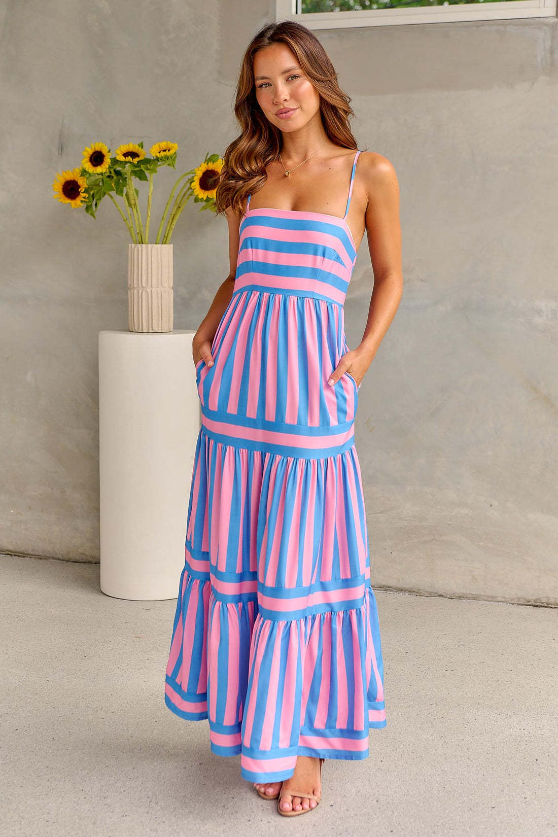 Robe Longue à Bretelles Rayée d'Été avec Poches