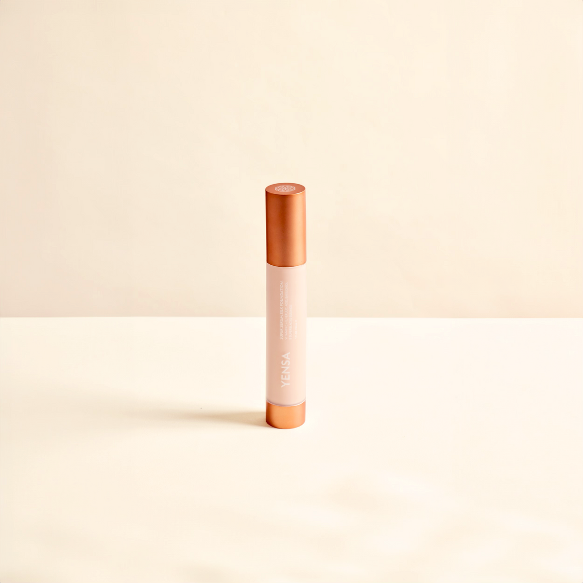 Natural glow hydrating peptide foundation
