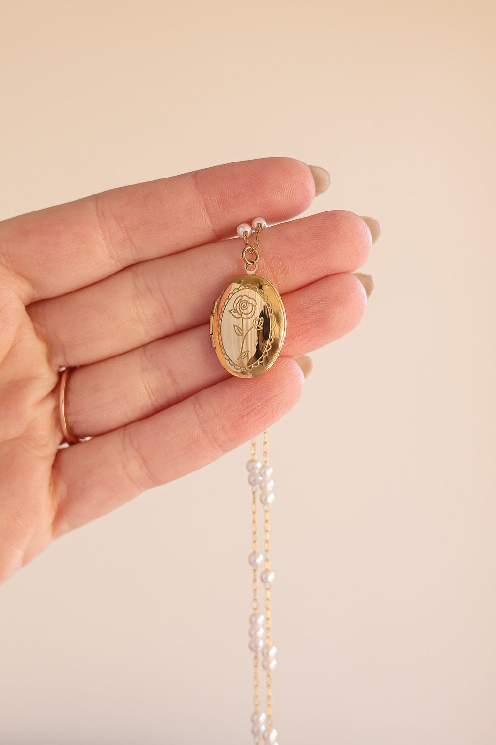 Juliet Keepsake Locket Necklace