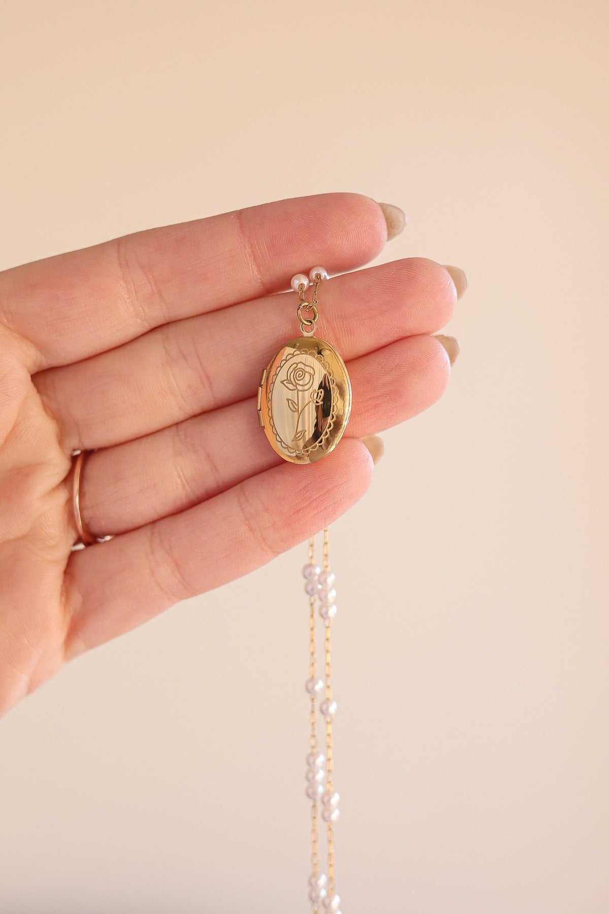Juliet Keepsake Locket Necklace