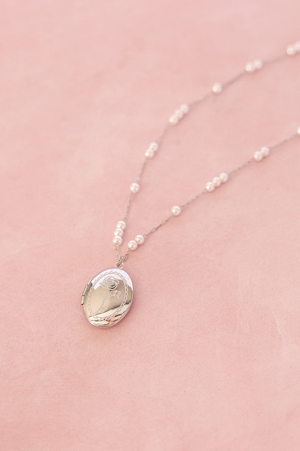 Juliet Keepsake Locket Necklace