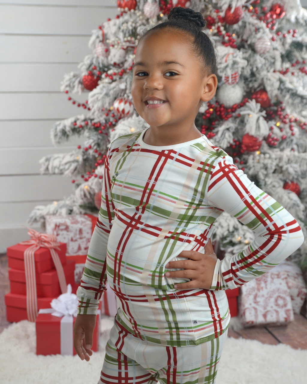 Kids Plaid Christmas Bamboo Pajamas – 2 Piece Set