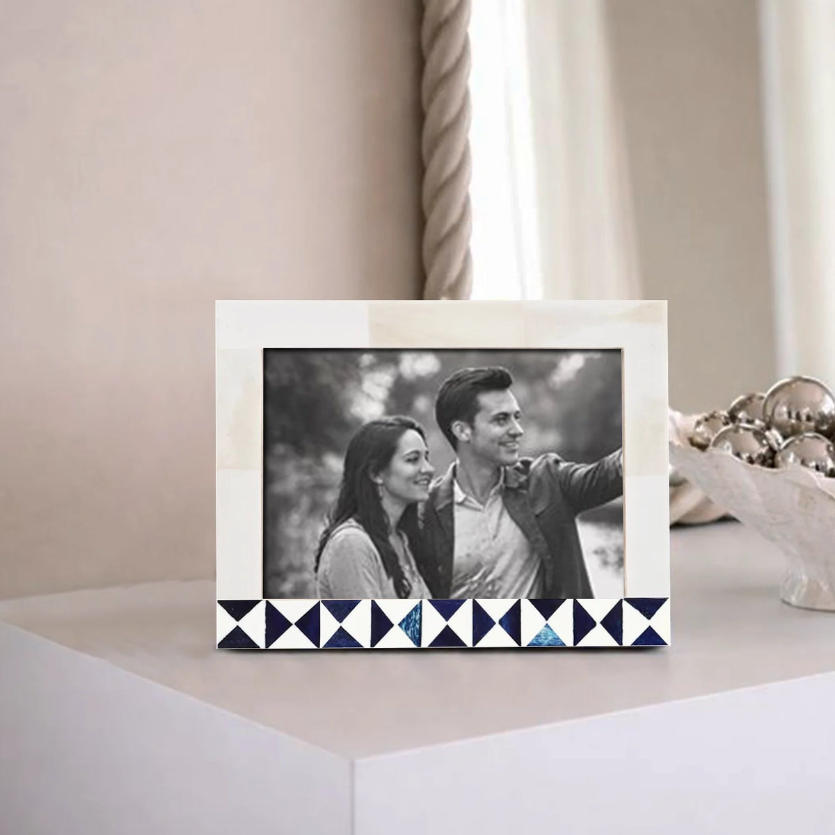 Indigo Mosaic Blue & White Bone Inlay Picture Frame | 4x6 & 5x7