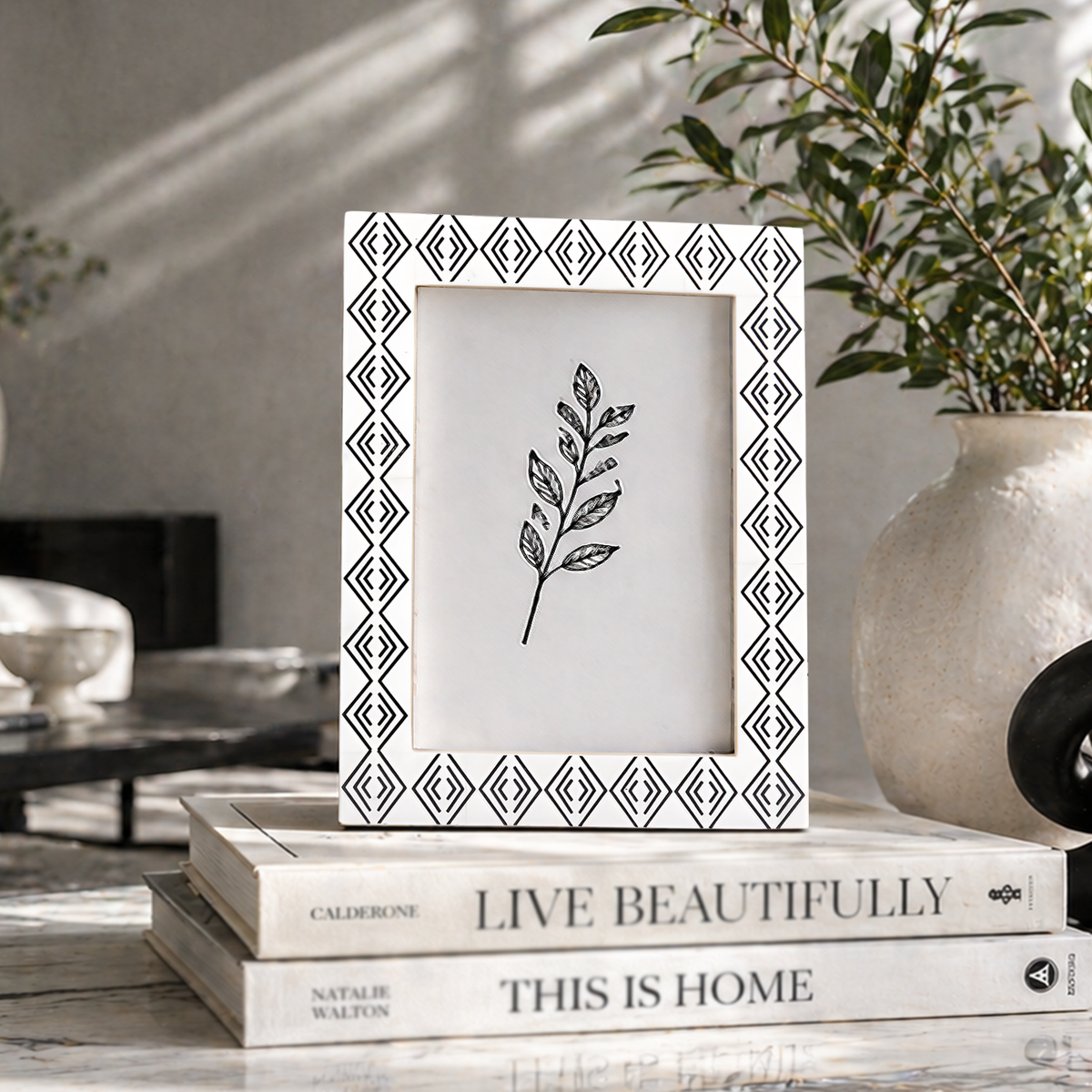 Black & White Diamond Arts Resin Inlay Picture Frame | 4x6 & 5x7