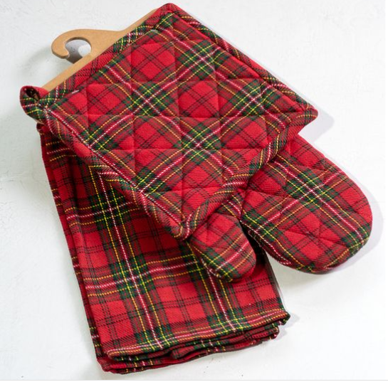 Holiday Plaid Kitchen Set – Oven Mitt, Potholder & Towel