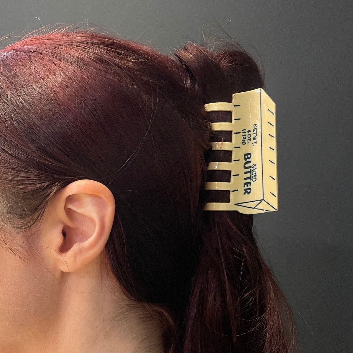 Velvet Claws Salted Butter Yellow Hair Claw Clip