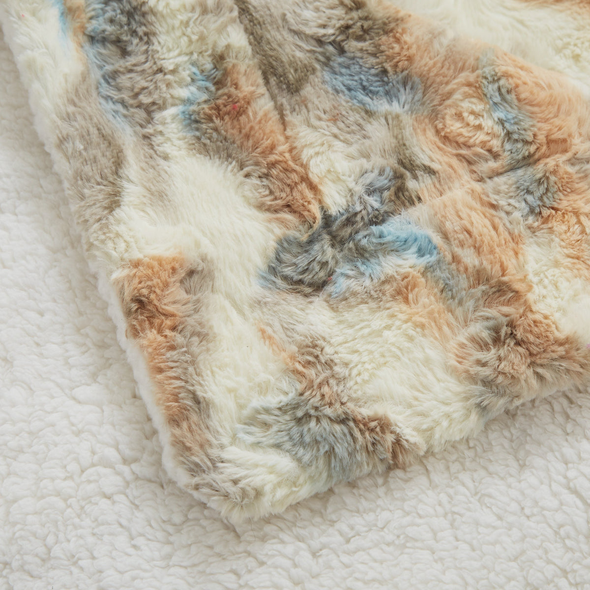Luxury Russian Lynx Faux Fur Throw Blanket