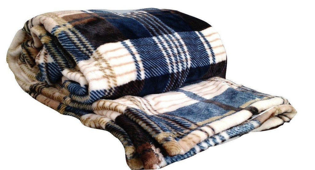 Winter Cabin Super Soft Flannel Throw Blanket