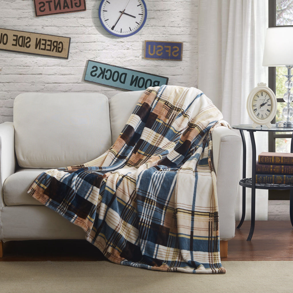 Winter cabin super soft flannel throw blanket