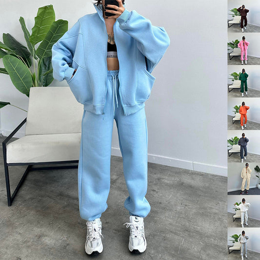 Ensemble de sport femme : cardigan zippé à col montant, pantalon à cordon et poches