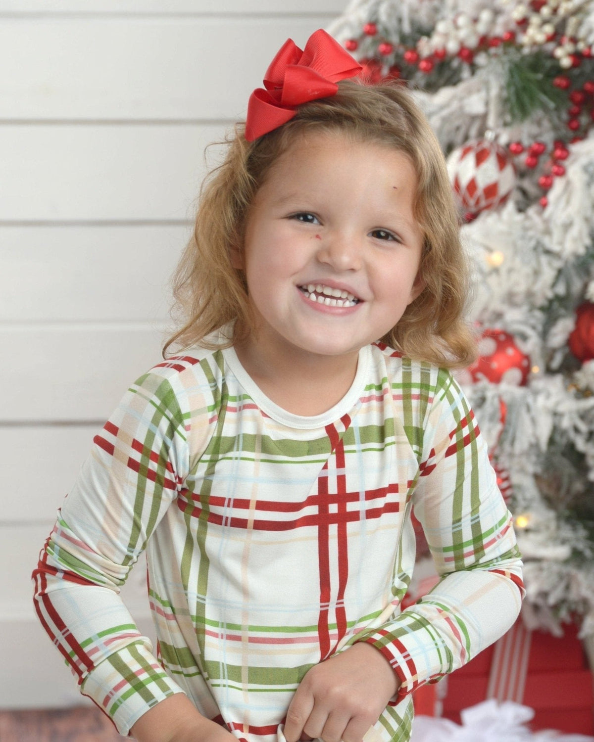 Kids Plaid Christmas Bamboo Pajamas – 2 Piece Set