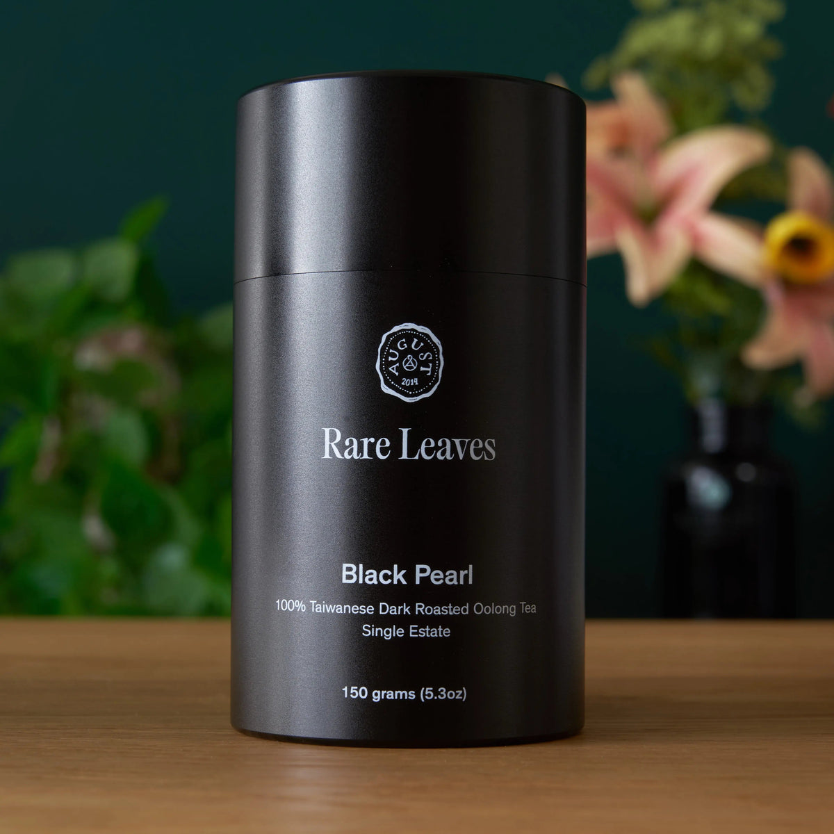 Single estate Taiwanese dark roasted oolong tea